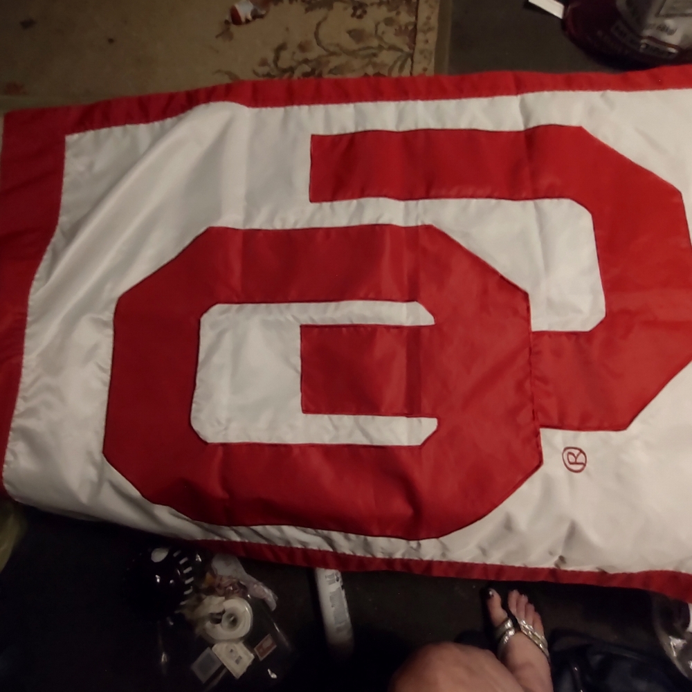 OU flag - Picture 3 of 4